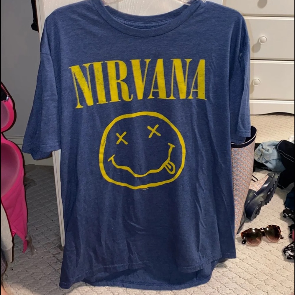 t shirt